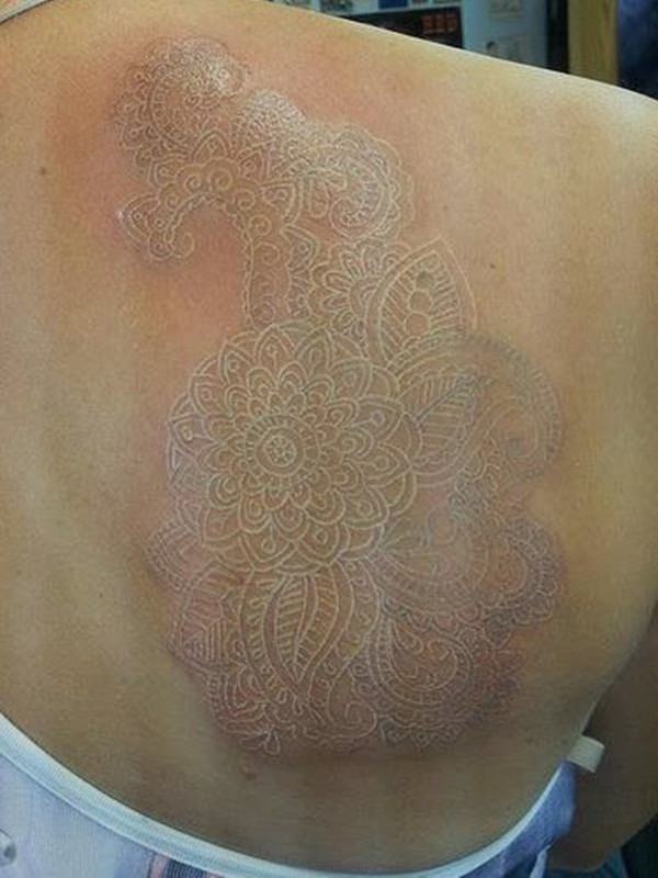 121115-tatuagens de tinta branca-tatuagens de tinta branca-12 