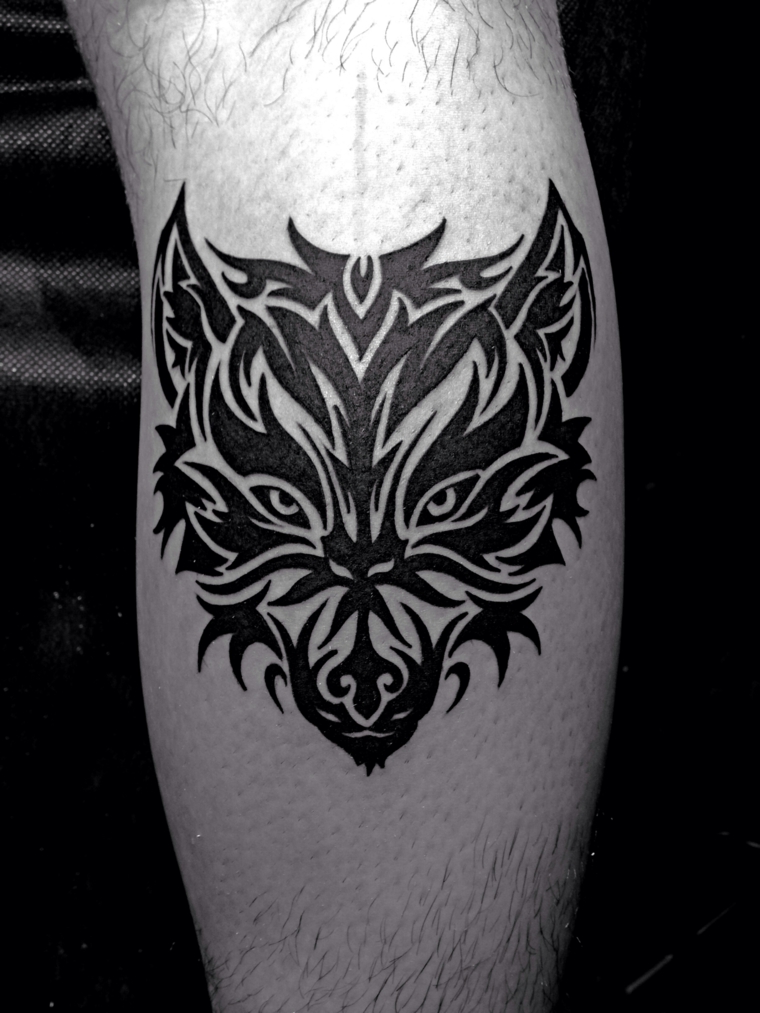 lobo-tatuagem-design-estilo-tribal-moderno 