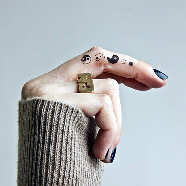 Projetos bonitos dos tatuagens do dedo (63) 