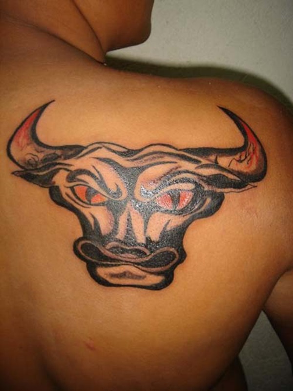35 desenhos de tatuagem de touro e idéias 13 