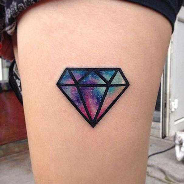 tatuagem de diamante para mulheres 