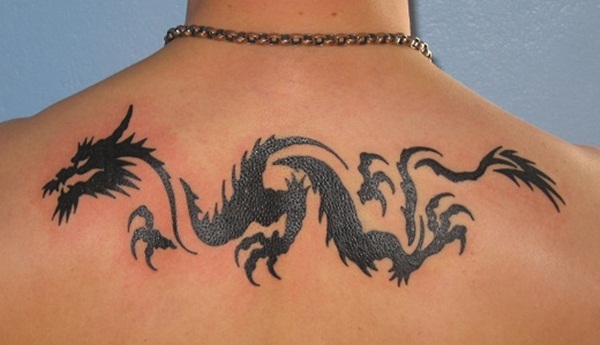Desenhos de tatuagem de dragão para mulheres e homens63 