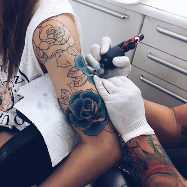 tatuagens de rosa azul 