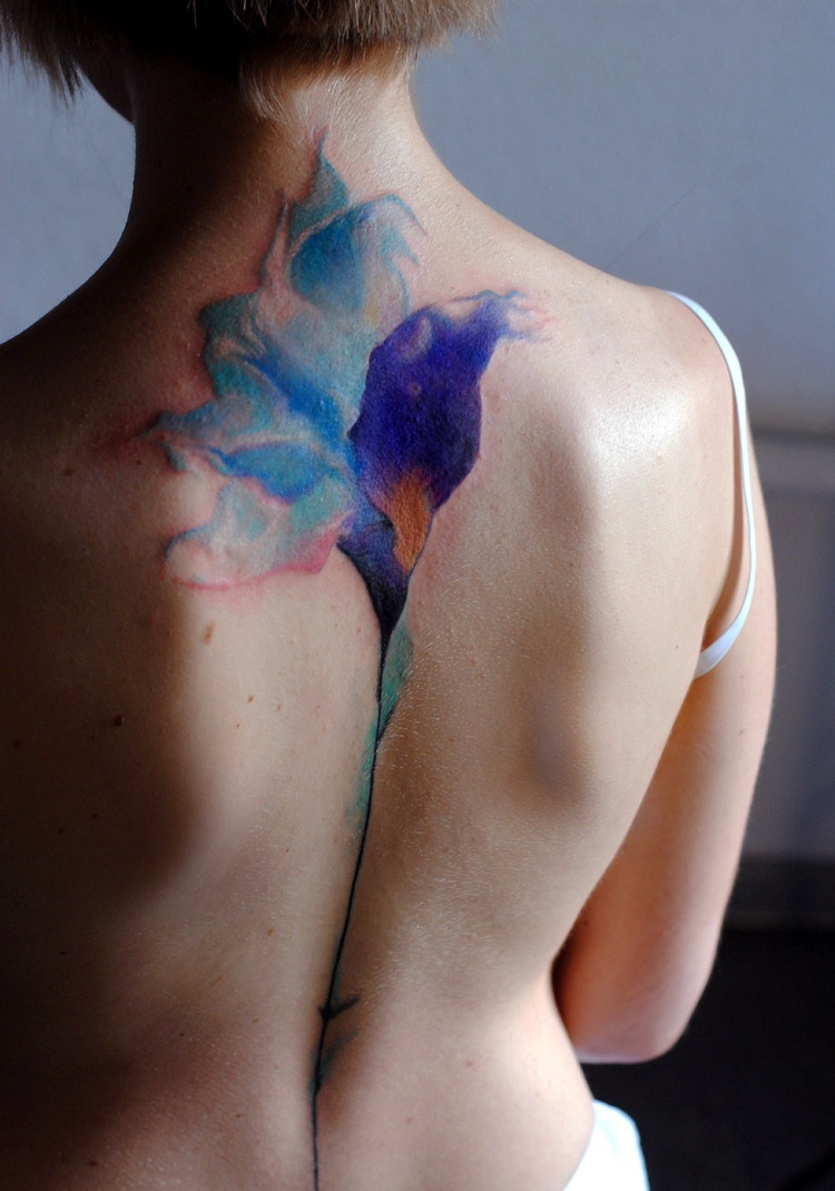 tatuagens-aguarela-costas-modernas-opções 