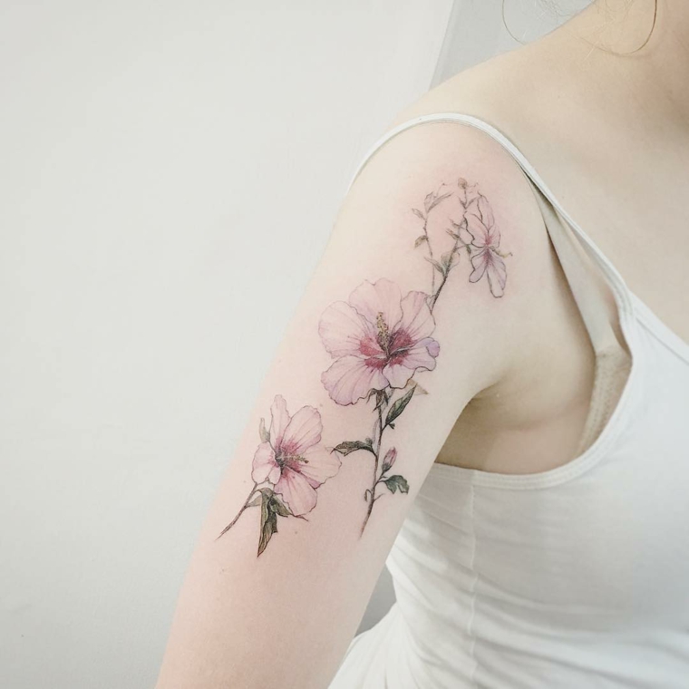 tatuagens para mulheres-flores-atraentes 