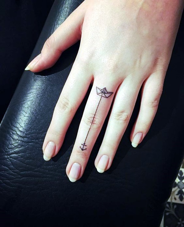 Projetos bonitos dos tatuagens do dedo (35) 