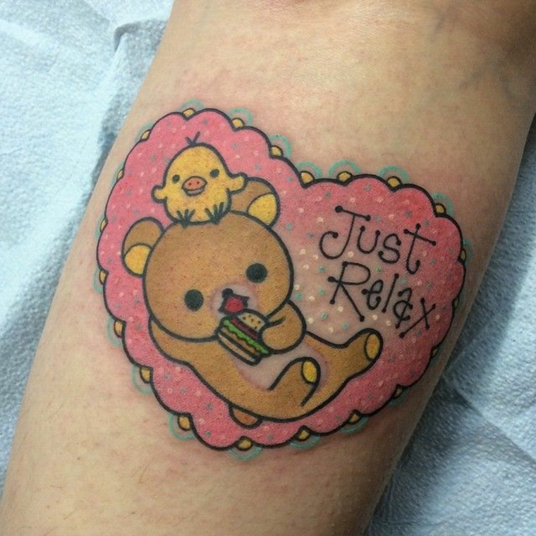 tatuagem de kawaii com urso 