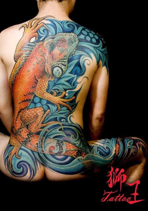 Desenhos e significados impressionantes do tatuagem do lagarto 25 