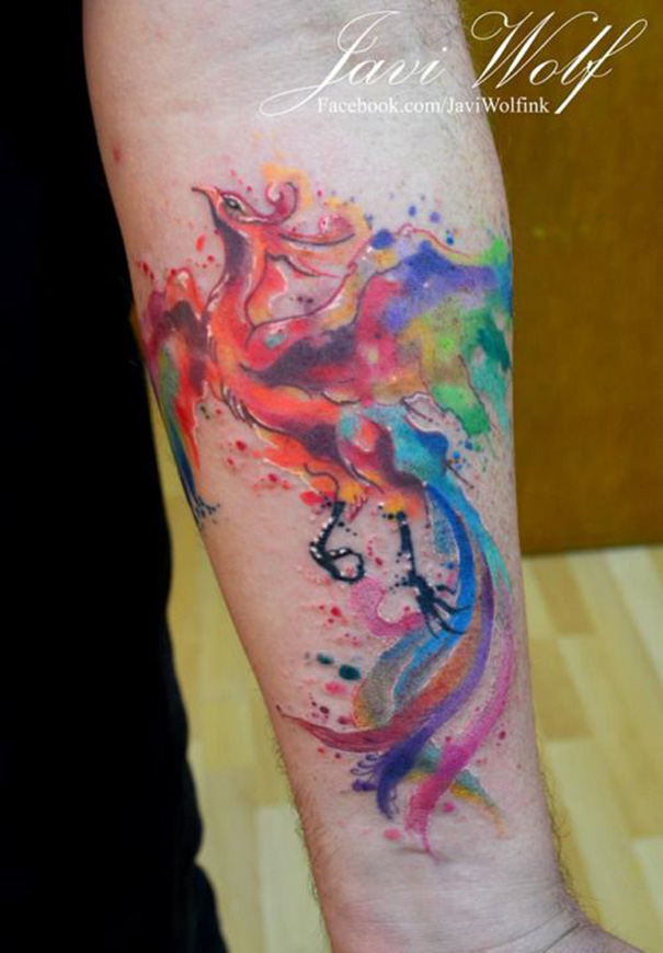 tatuagem de fênix no braço 