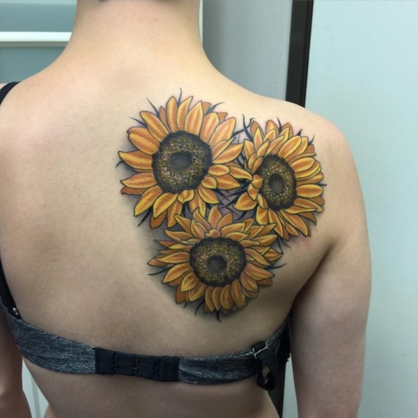 Belos desenhos de tatuagens florais que vai explodir sua mente0101 