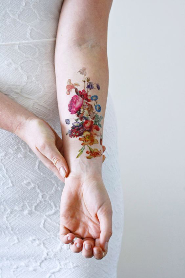 tatuagens temporárias no pulso 