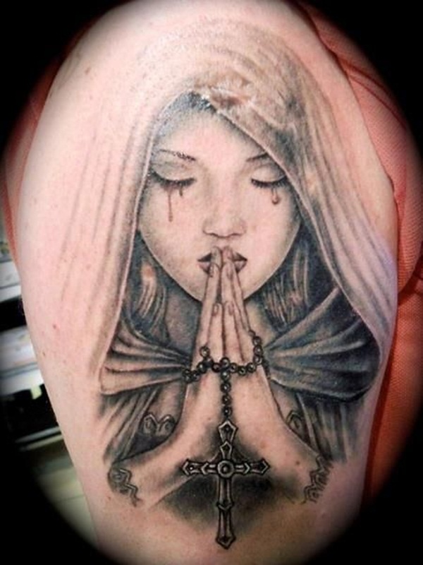 Tatuagem de mão a rezar (29) 