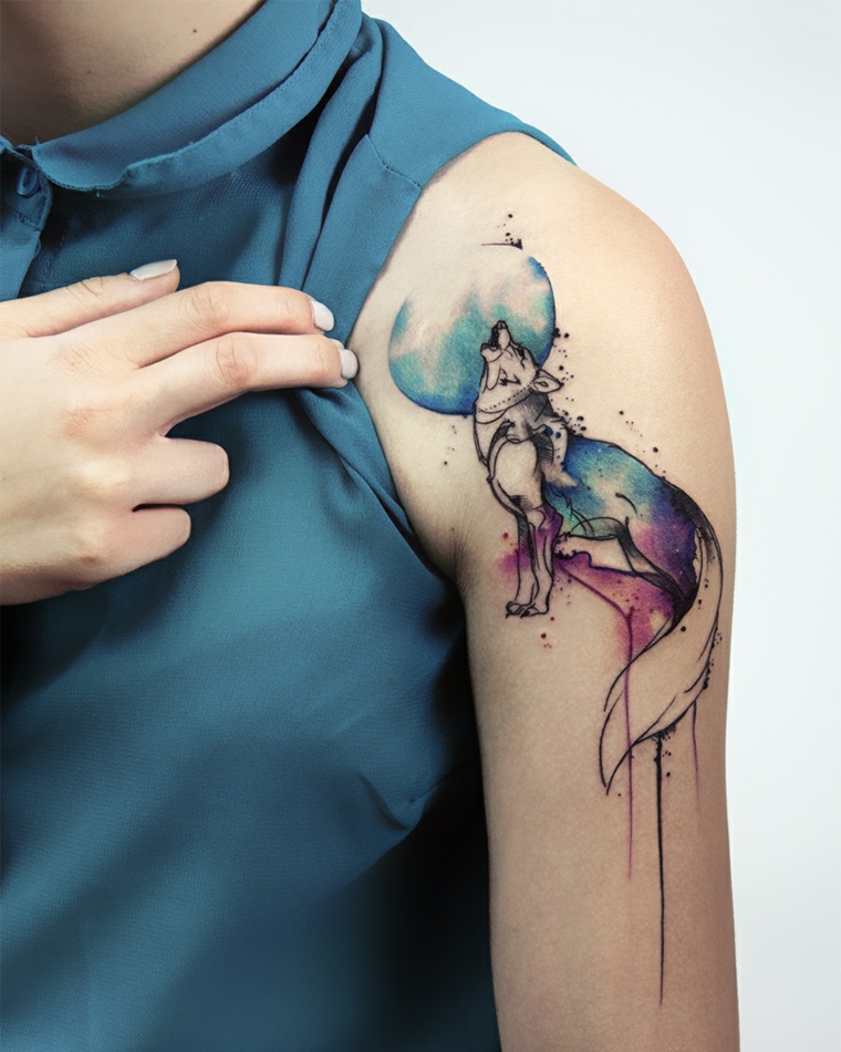 tatuagens de lobo-lua-cheio-aquarela 