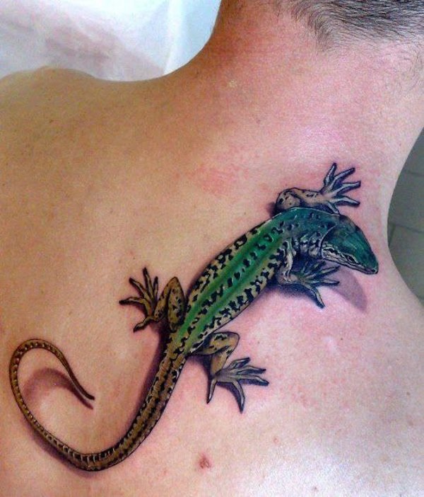 Desenhos e significados impressionantes do tatuagem do lagarto 22 