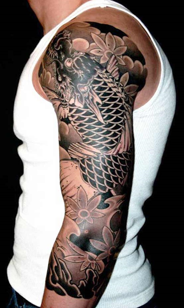 A tatuagem de dragão chinesa preta faz-se de tal modo, e deliberadamente sem cor.  No entanto, ainda parece legal olhar para ele. 