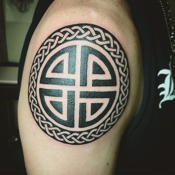 Featured image of post Tatuagem Celta Significado As tatuagens s o uma forma de arte corporal que atrai milhares de se voc deseja ter uma tatuagem com um significado especial pesquise bastante sobre o desenho