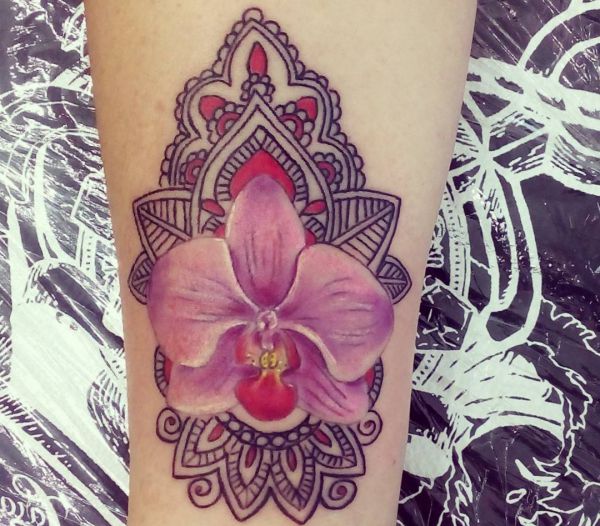 Mandala Orchid Rose design na perna 