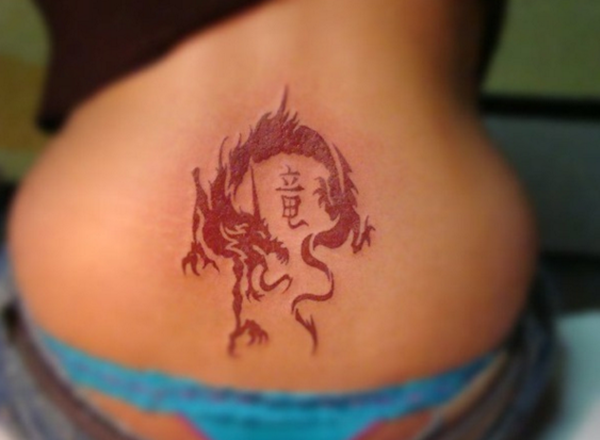 Desenhos de tatuagem de dragão para mulheres e homens13 