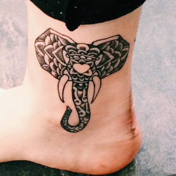 Projetos minúsculos Vectorial bonitos da tatuagem do elefante (19) 