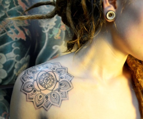 Idéias e projetos pequenos relevantes do Tattoo para Girls0671 