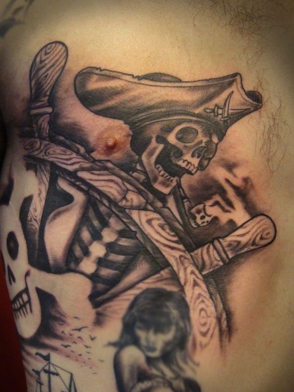 40 fantásticos desenhos de tatuagem de pirata 32 