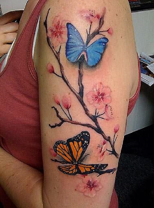 tatuagem de borboleta com flores 3 