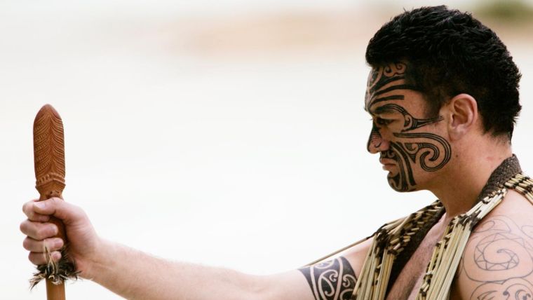 Maori tatuagens cabeça-tatuada significado 