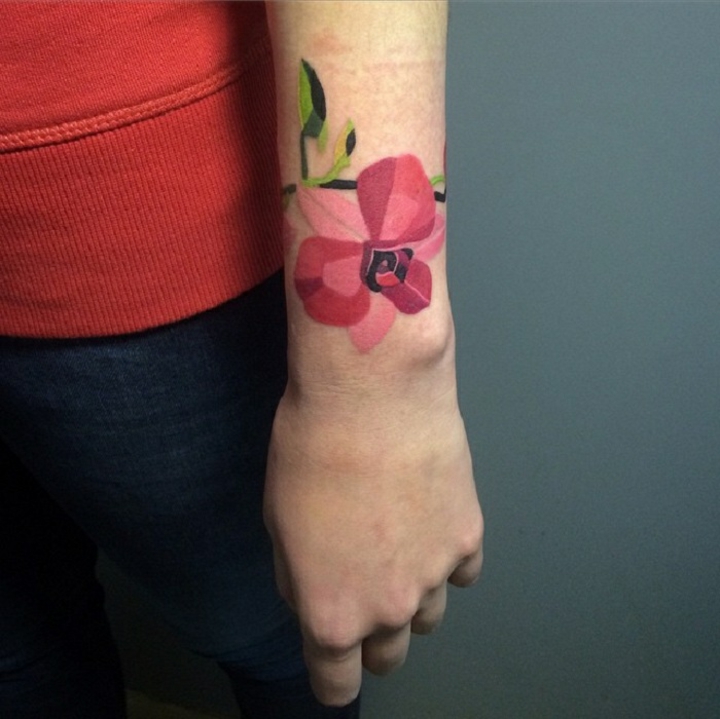 tatuagens decorativas da planta das flores 