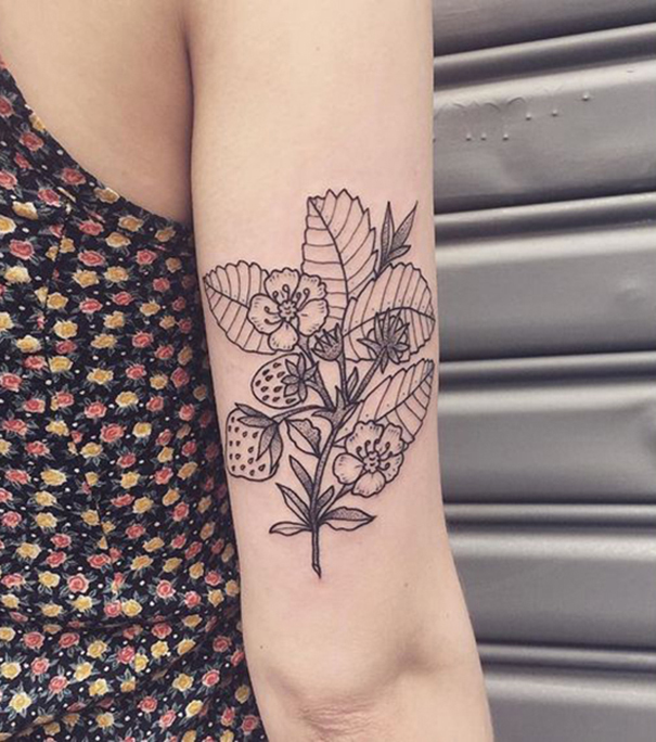 tatuagem de cereja no braço 