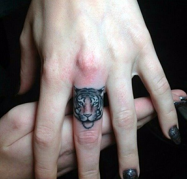 Projetos bonitos dos tatuagens do dedo (24) 