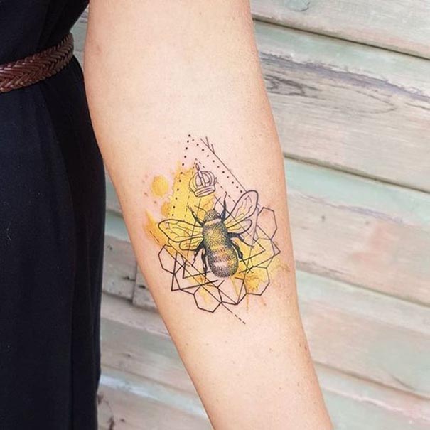 tatuagens de braço para mulheres 