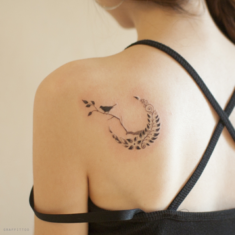 interpretação-original-moon-woman-tattoo-back 