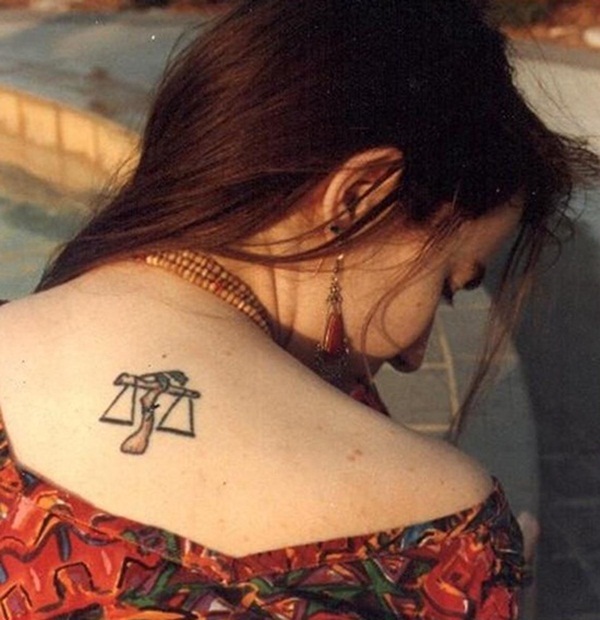 Desenhos de tatuagem pequena para mulheres1 (37) 