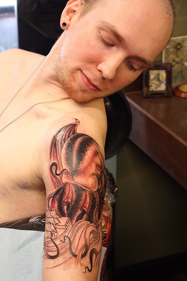 tatuagem de tinta marrom (29) 