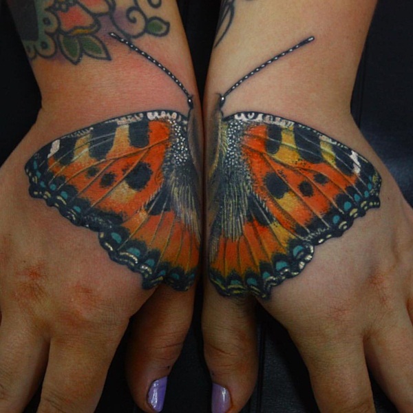 Tatuagem de borboleta bonito designs24 