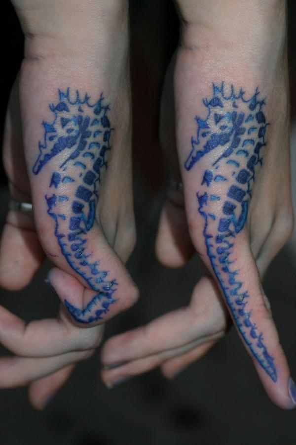 tatuagem de dedo-designs-45 