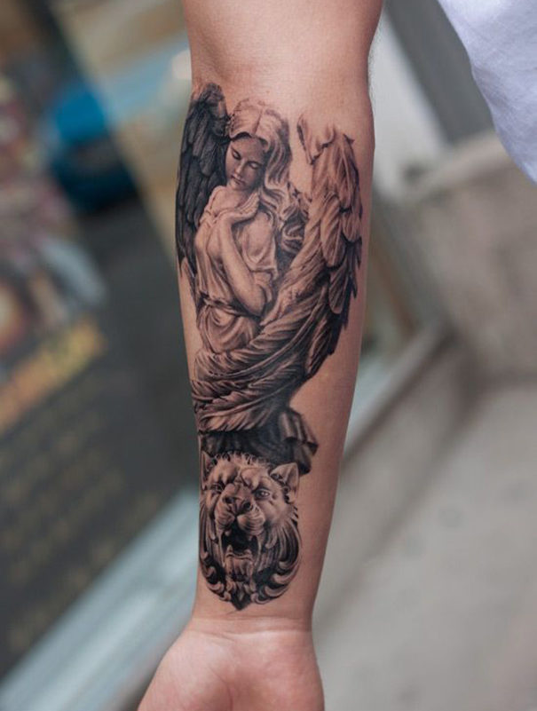 tatuagem de anjo no braço 