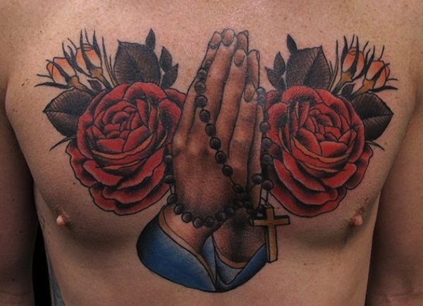 Tatuagem de mão a rezar (3) 