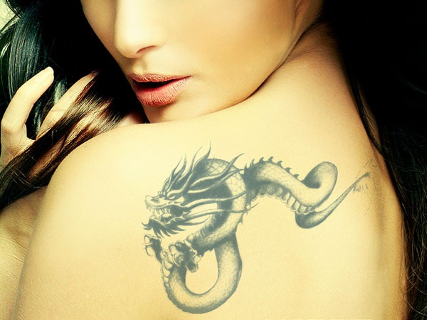 Desenhos de tatuagem de dragão para mulheres e homens52 
