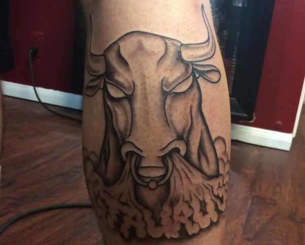 Tatuagem Mad bullhead design 