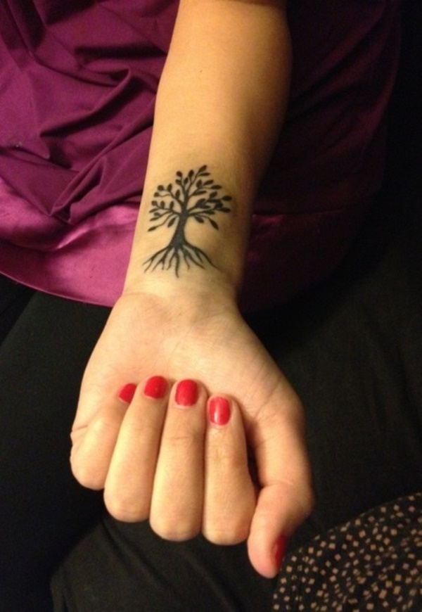 Pequenas Idéias e Desenhos de Tatuagem Relevantes para Meninas0571 
