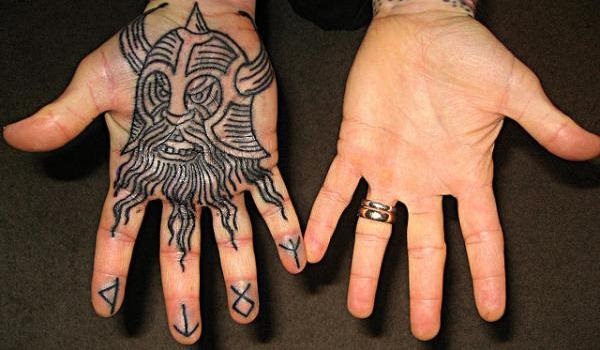 Desenhos e significados do tatuagem Viking audaz 8 