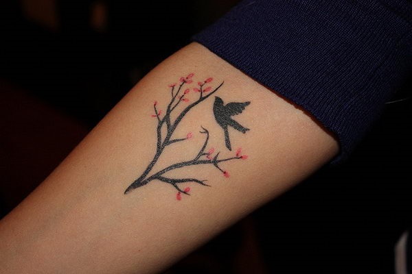 Desenhos e Significados do Tattoo da árvore da flor de cereja 34 