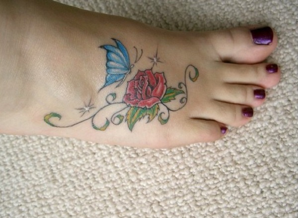 tatuagem de borboleta com flores 9 