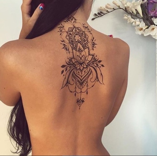 Desenhos de tatuagem de flores (82) 