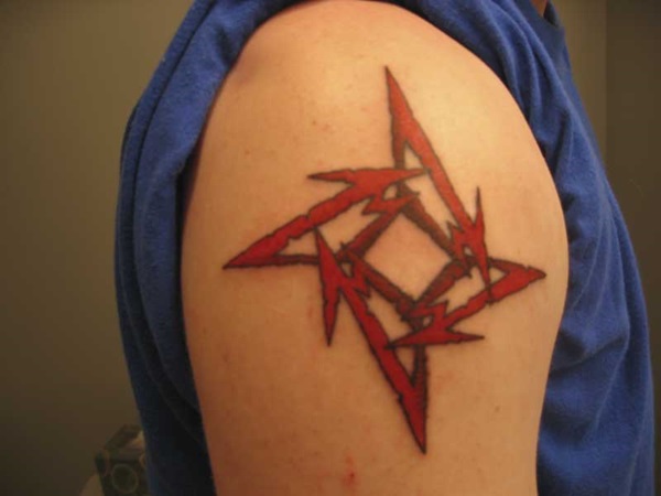 Significados e desenhos do tatuagem da estrela de Ninja 31 
