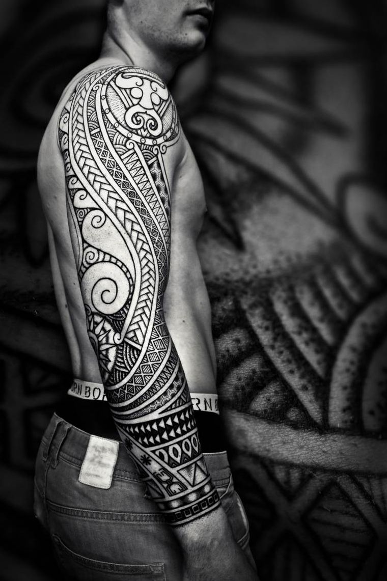 Tatuagens maori que significam mão-tribal-motivos 