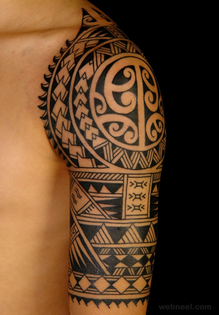 tatuagem com mahorias tribais 