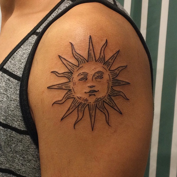 desenhos de tatuagem de sol sexy 25 