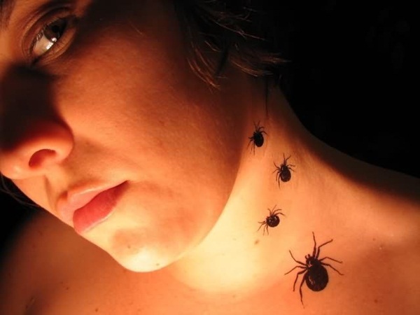 Desenhos de tatuagem de aranha para homens e mulheres1 (17) 